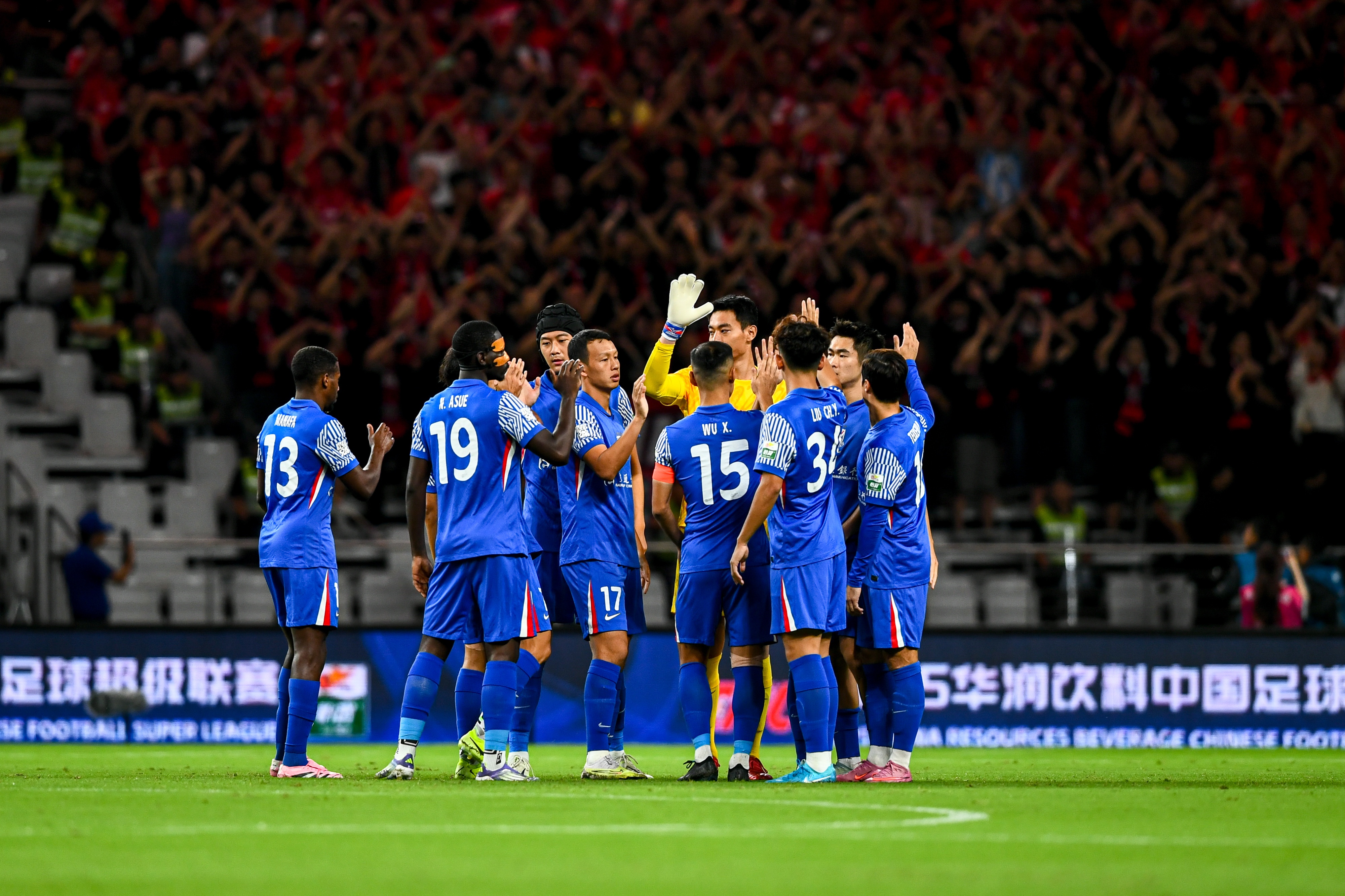 金顺凯和朱, 阿苏埃 金顺凯和朱, 阿苏埃