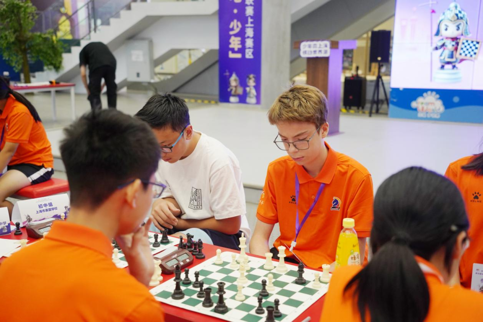 产生, 楼大厅同样, 首席基层 产生, 楼大厅同样, 首席基层