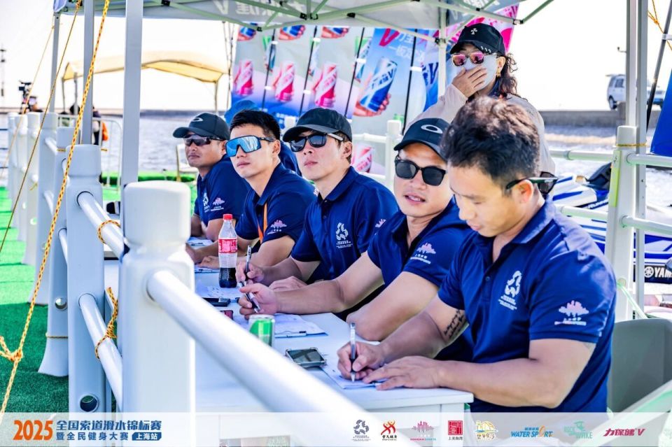 骑浪体育, img, eyNbB